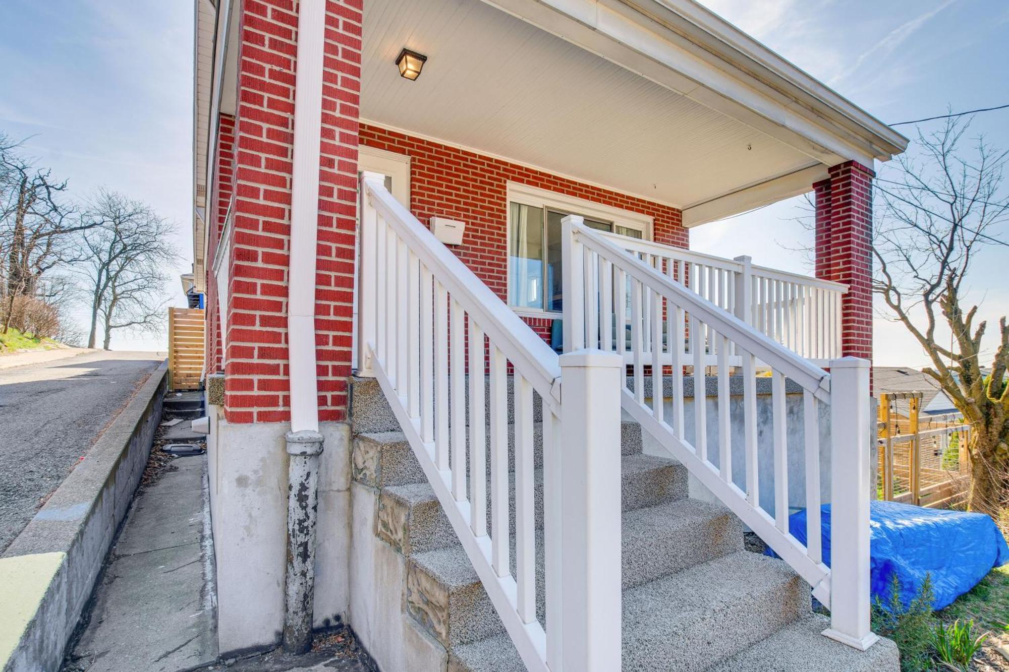Pet-friendly 3 Mi To Downtown! * Pittsburgh