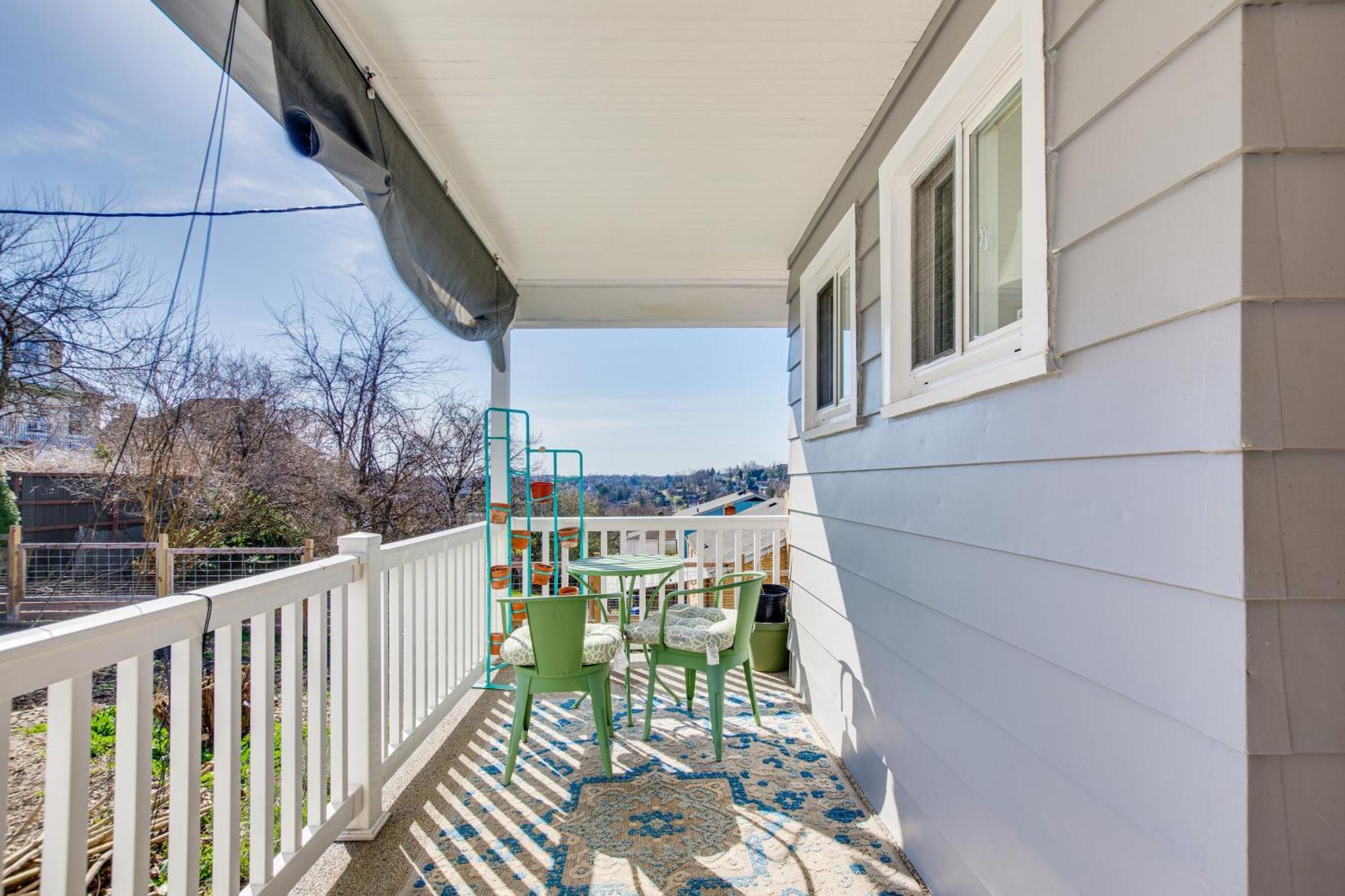 Pet-friendly 3 Mi To Downtown! Pittsburgh